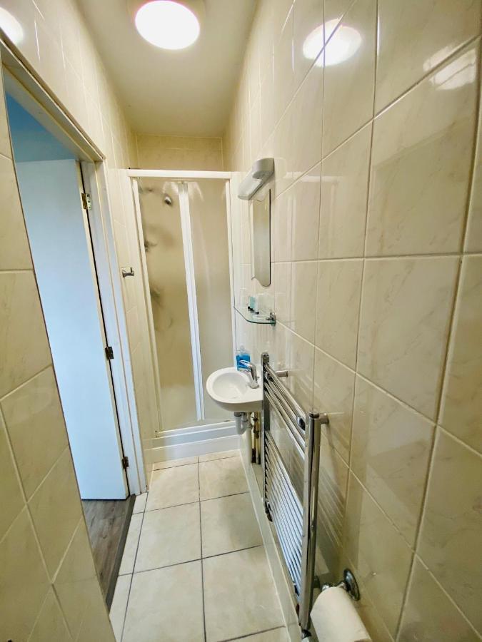 Almond Tree Hotel Μπίσεστερ Εξωτερικό φωτογραφία