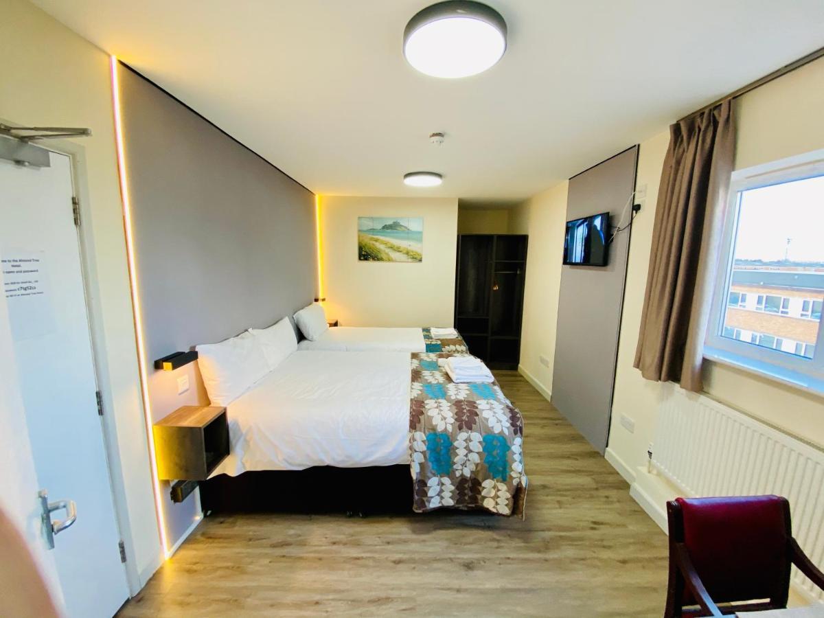 Almond Tree Hotel Μπίσεστερ Εξωτερικό φωτογραφία