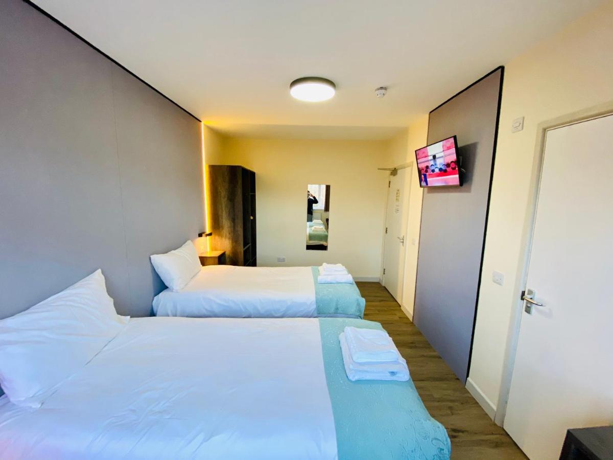 Almond Tree Hotel Μπίσεστερ Εξωτερικό φωτογραφία